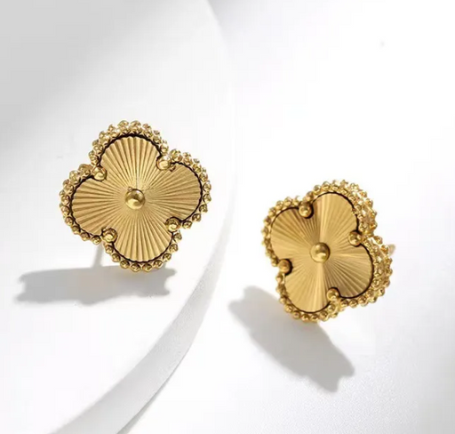 CLOVER EARRINGS π§