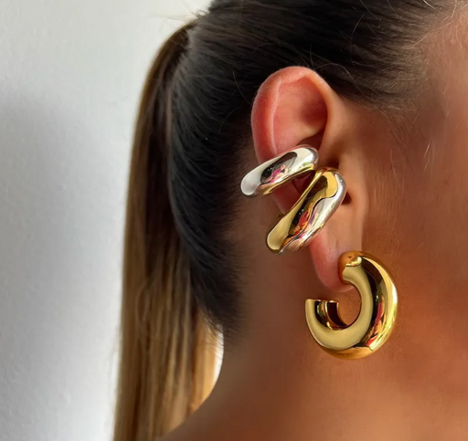 KRISI EAR CUFF 💧