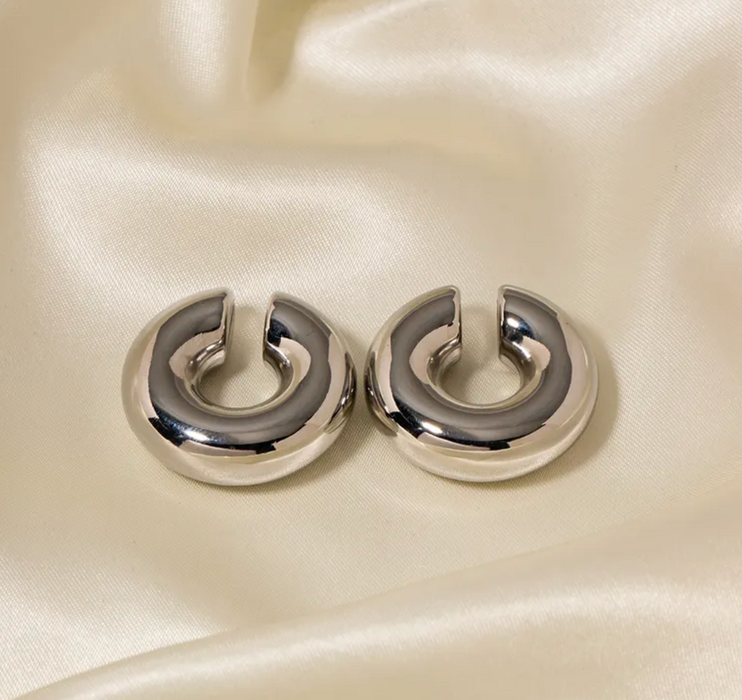 KRISI EAR CUFF π§