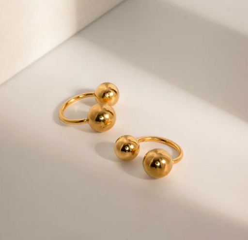 BLAKE EAR CUFF π§