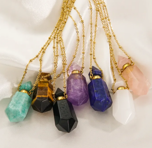 BOTTLE CRYSTALS NECKLACE π§