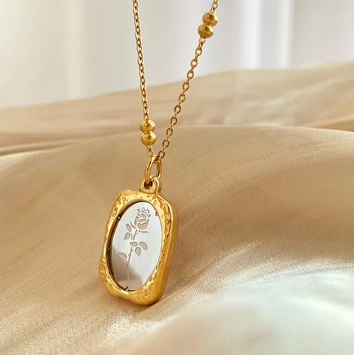 BELAMY NECKLACE π§