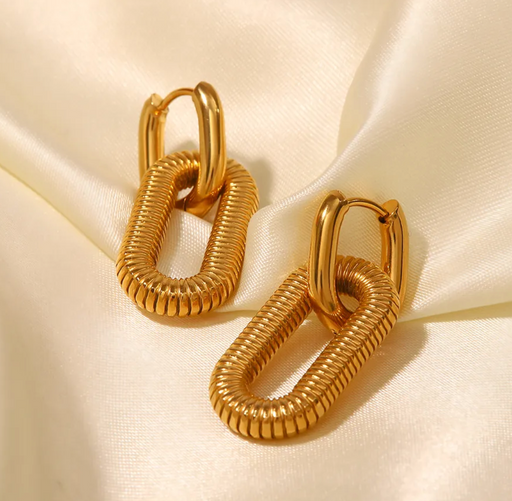 ELARA EARRINGS π§