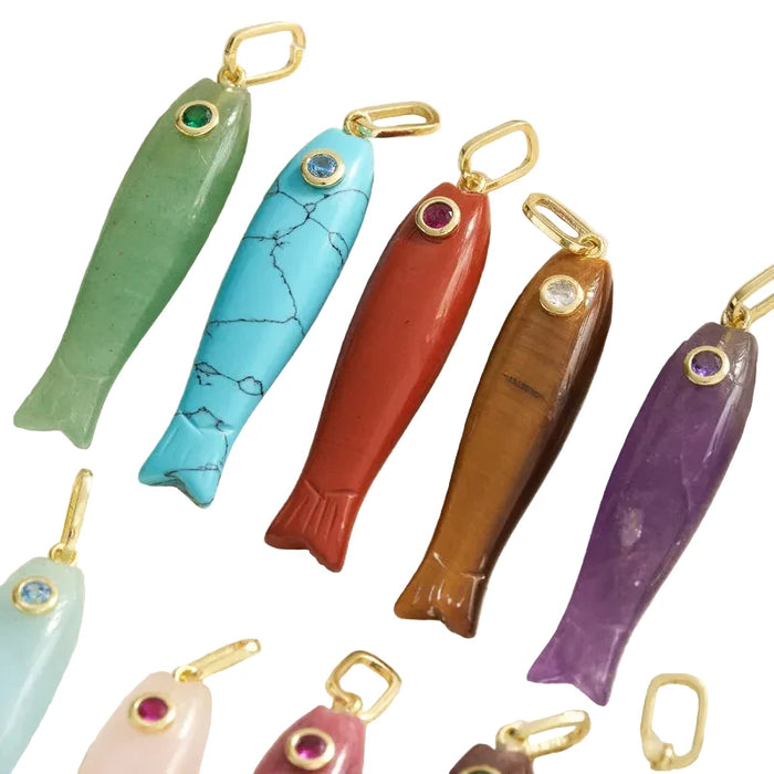 NATURAL STONES MINNOW CHARM