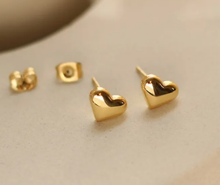 HEART STUDS