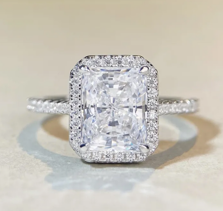 .925 VICTORIAN CUT ZIRCONIA