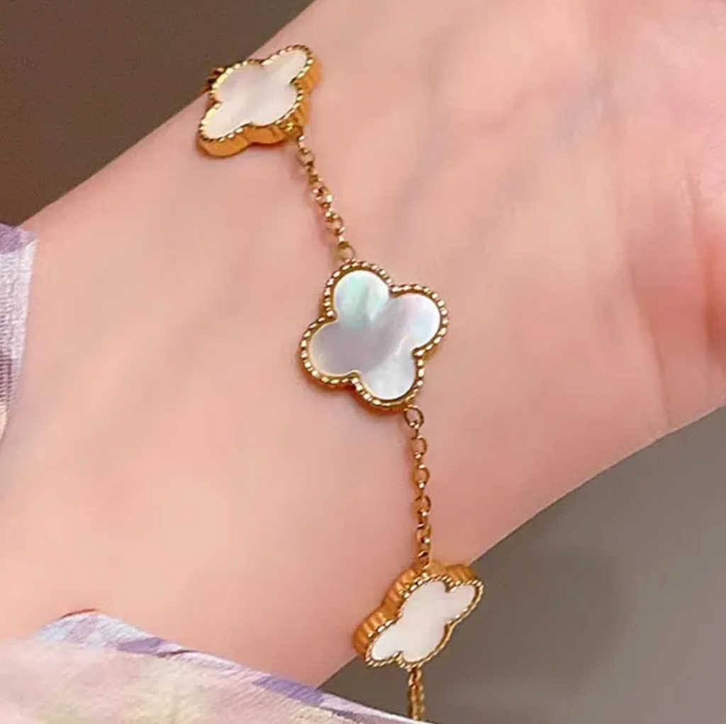 STONE CLOVER BRACELET 💧