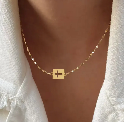 CROSS SQUARE NECKLACE 💧