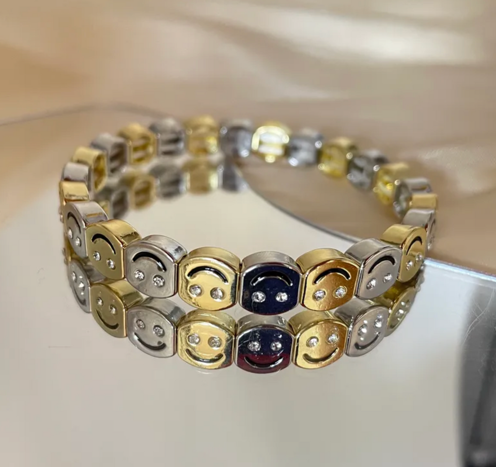 SMILEY 2 TONE  BRACELET 💧