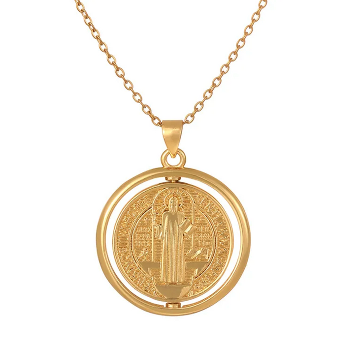 SPINNER MEDALION NECKLACE 💧
