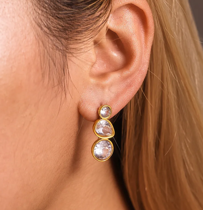 HOLIDAY EARRINGS 💧