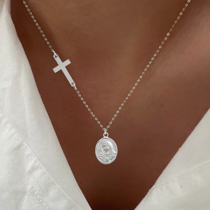 KALAMARIA CROSS NECKLACE 💧