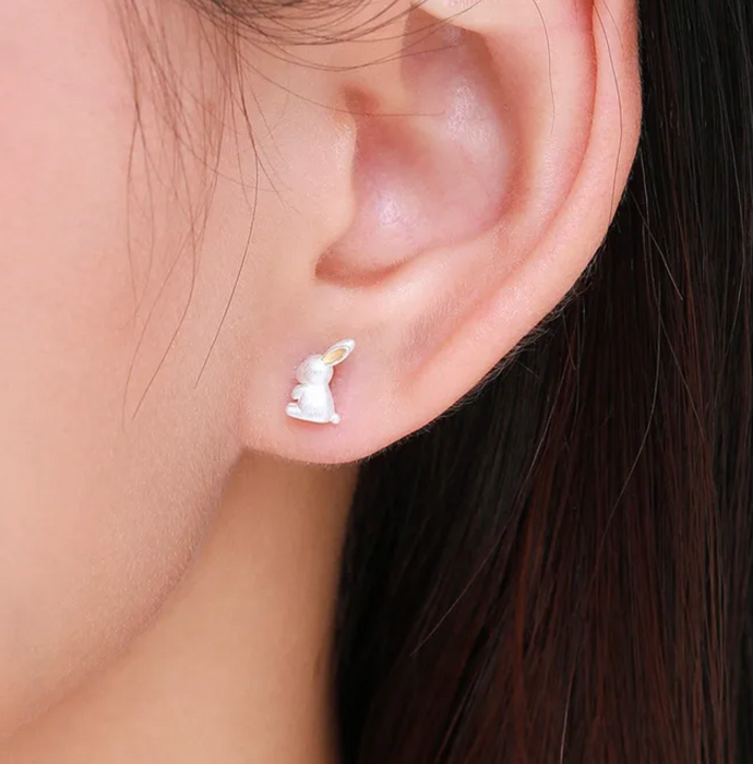 .925 BUNNY STUDS