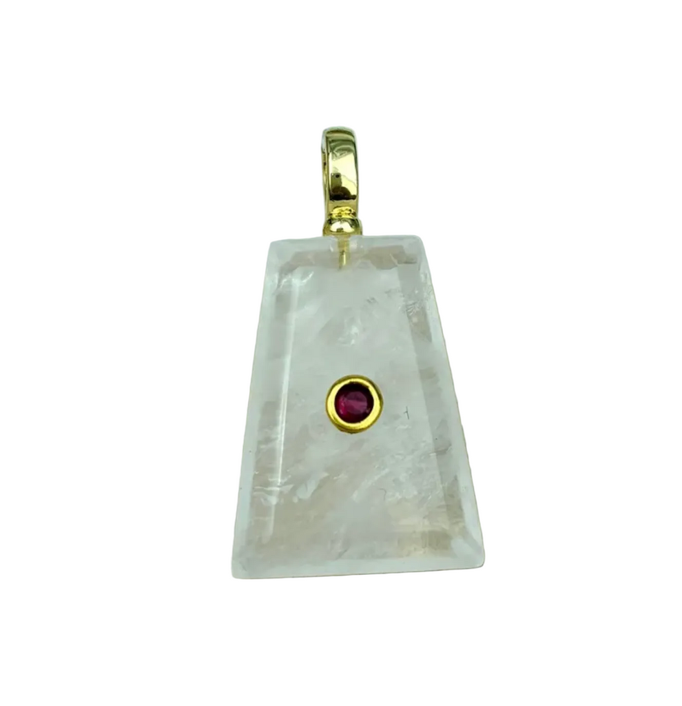 QUARTZ CHARM