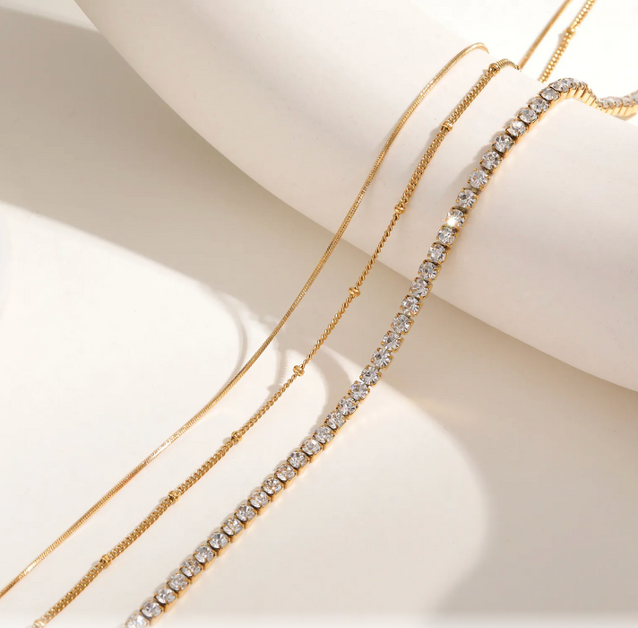 SIMRAN LAYER NECKLACE 💧